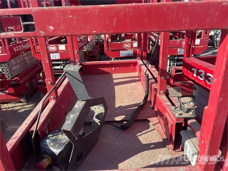 MEC 1330SE Electric Scissor Lift Elevadores de tesoura