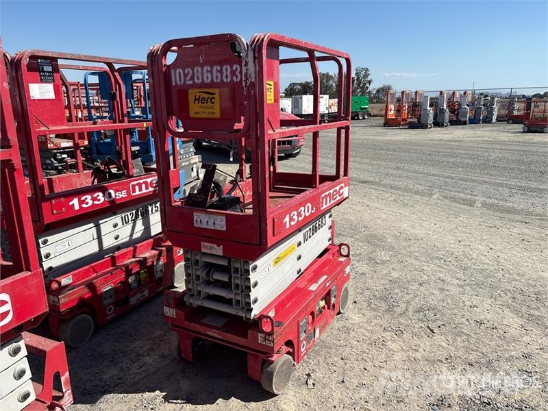 MEC 1330SE Electric Scissor Lift Plataformas tijera