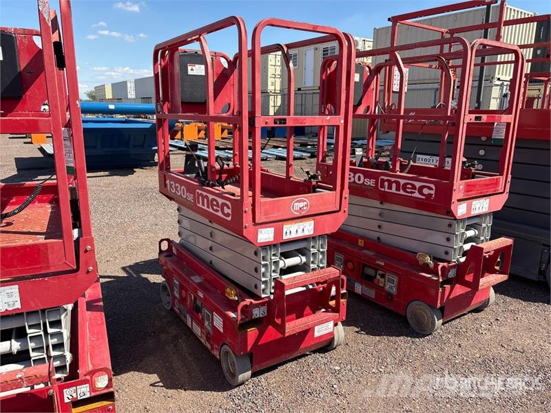 MEC 1330SE Electric Scissor Lift Saksilavat