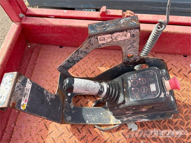 MEC 1330SE Electric Scissor Lift Saxlifte