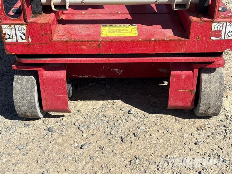 MEC 1330SE Electric Scissor Lift Saksilavat