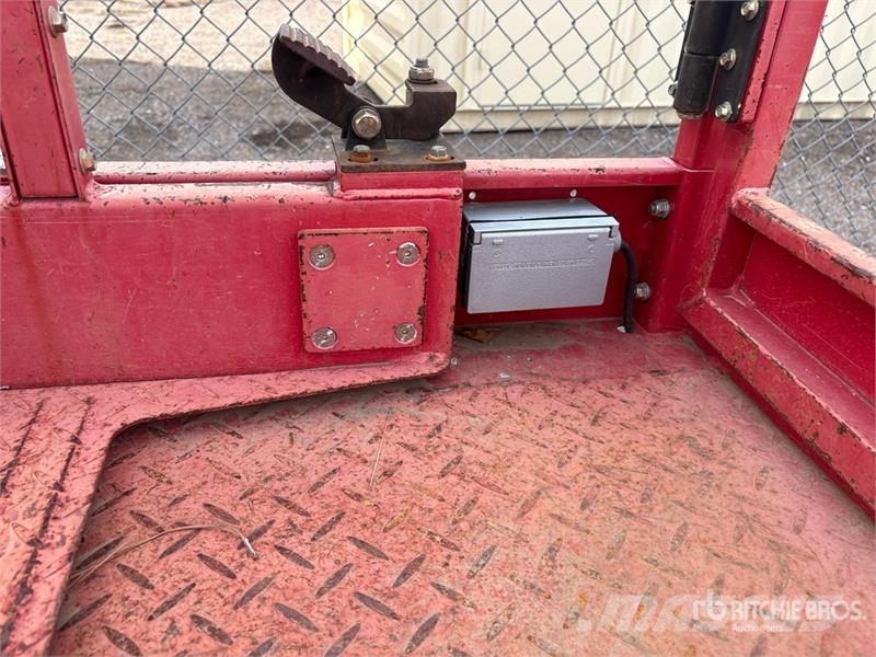 MEC 1330SE Electric Scissor Lift Šķerveida pacēlāji