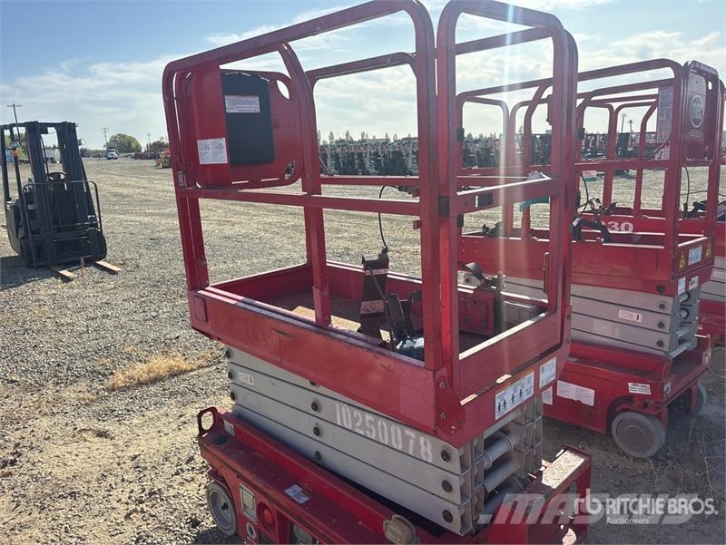 MEC 1330SE Electric Scissor Lift Scissor lifts
