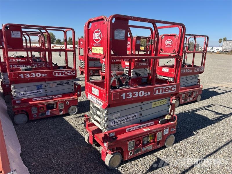 MEC 1330SE Electric Scissor Lift Plataformas tijera