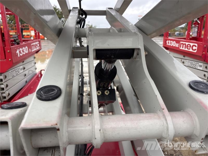 MEC 1330SE Electric Scissor Lift Plataformas tijera
