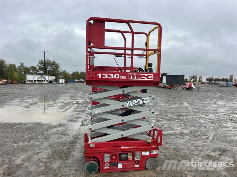 MEC 1330SE Electric Scissor Lift Plataformas tijera