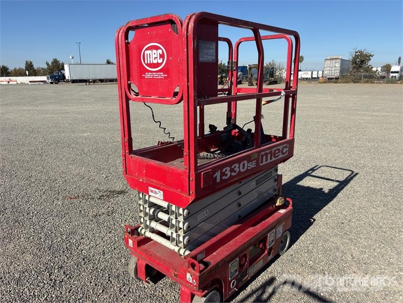 MEC 1330SE Electric Scissor Lift Plataformas tijera