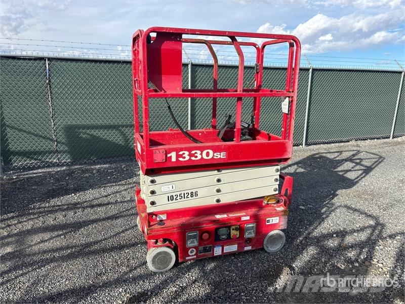 MEC 1330SE Electric Scissor Lift Plataformas tijera