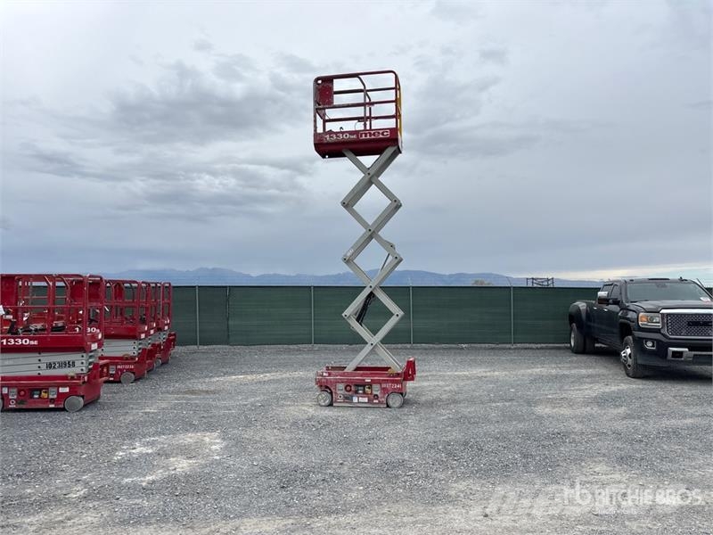 MEC 1330SE Electric Scissor Lift Plataformas tijera