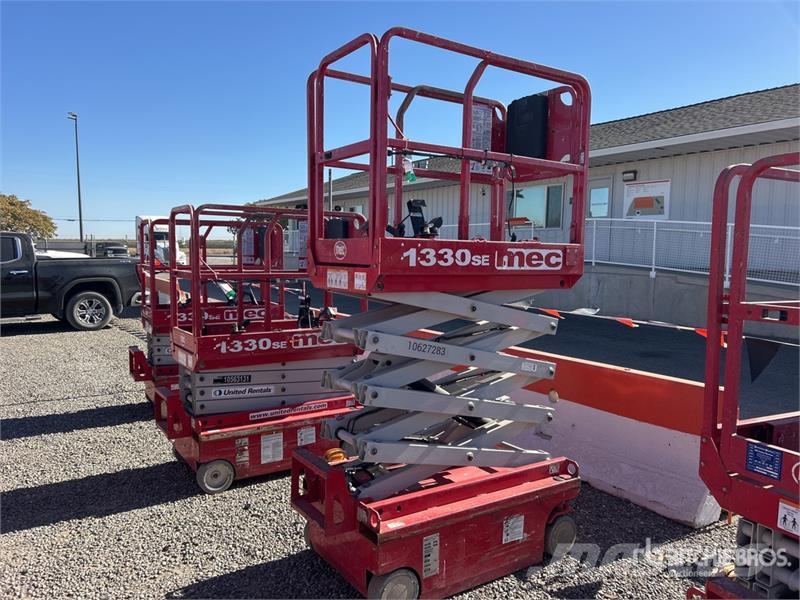 MEC 1330SE Electric Scissor Lift Plataformas tijera