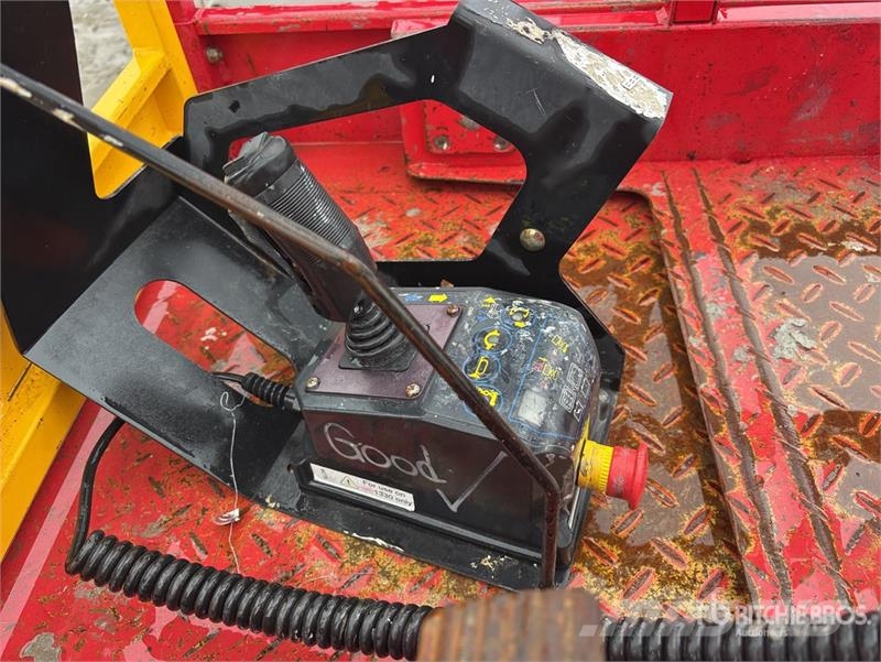 MEC 1330SE Electric Scissor Lift Plataformas tijera