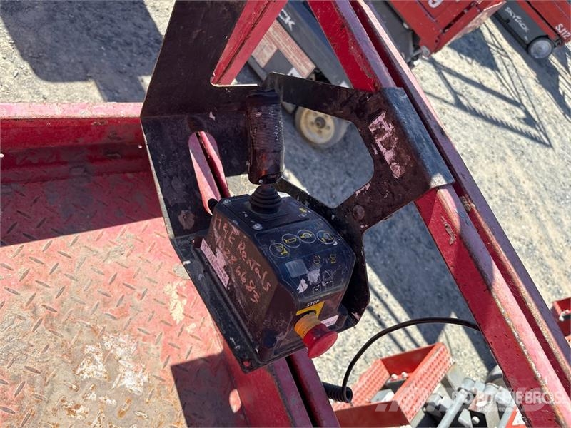 MEC 1330SE Electric Scissor Lift Scissor lifts