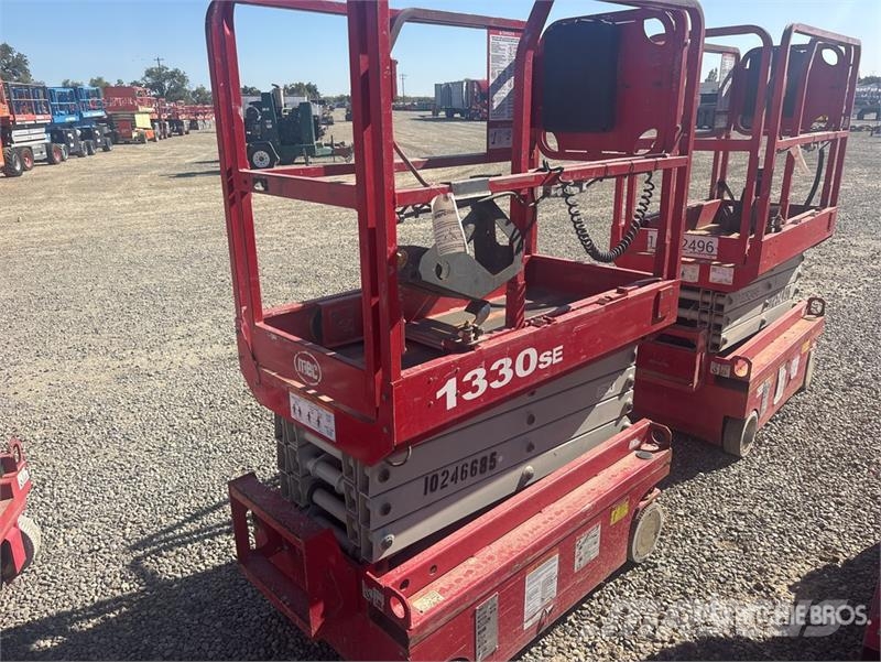 MEC 1330SE Electric Scissor Lift Šķerveida pacēlāji