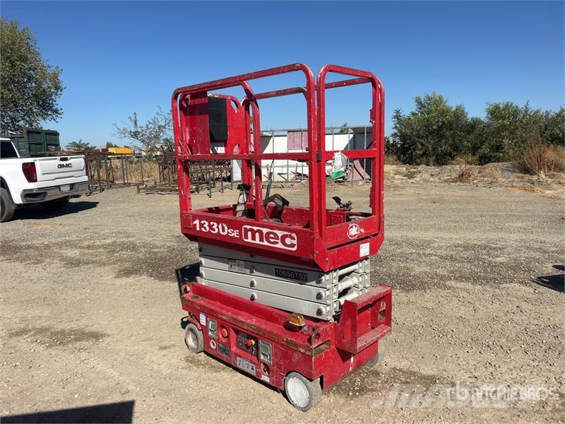 MEC 1330SE Electric Scissor Lift Saksilavat