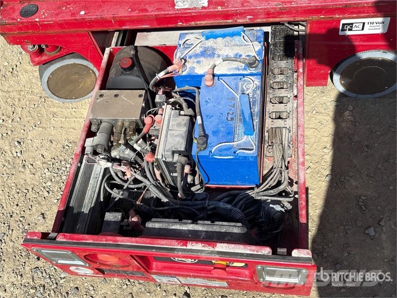 MEC 1330SE Electric Scissor Lift Saksilavat