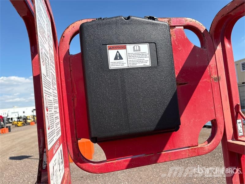 MEC 1330SE Electric Scissor Lift Saksilavat