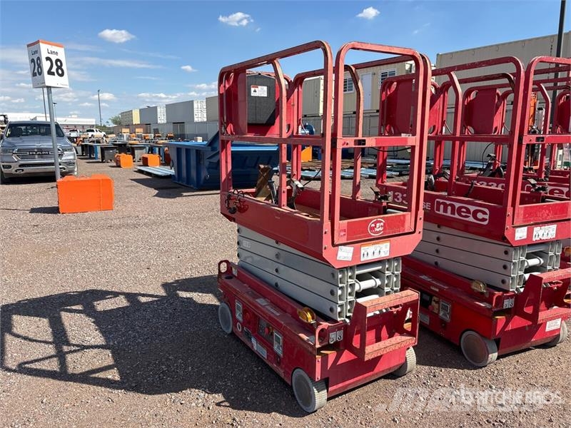 MEC 1330SE Electric Scissor Lift Saksilavat
