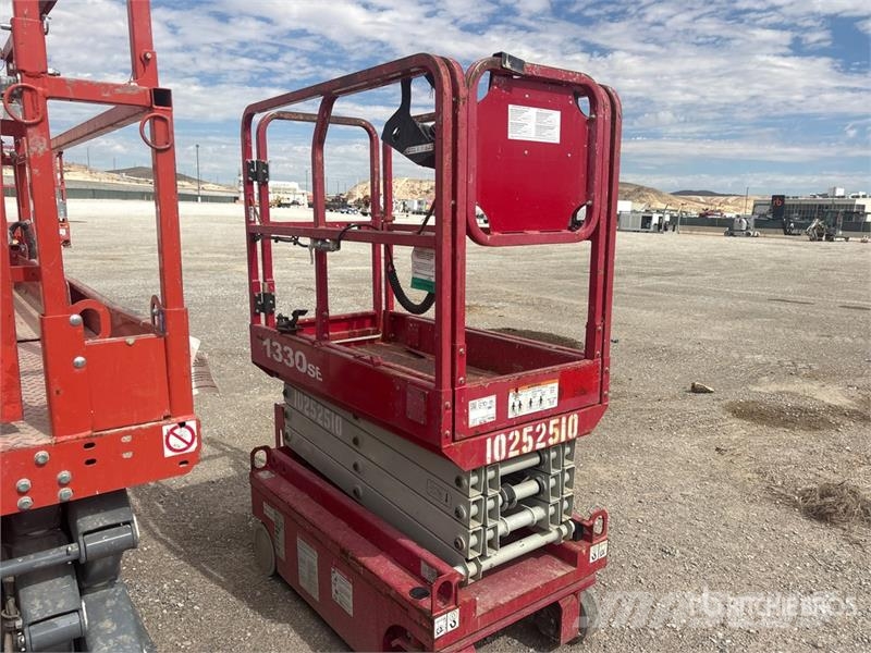 MEC 1330SE Electric Scissor Lift Elevadores de tesoura