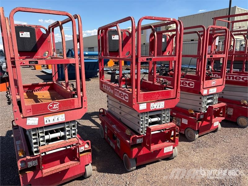 MEC 1330SE Electric Scissor Lift Saksilavat