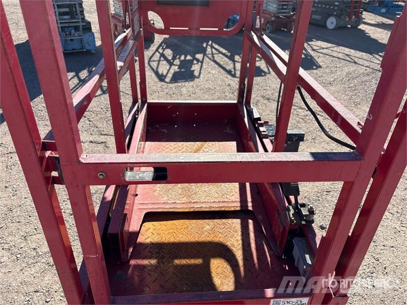 MEC 1330SE Electric Scissor Lift Scissor lifts