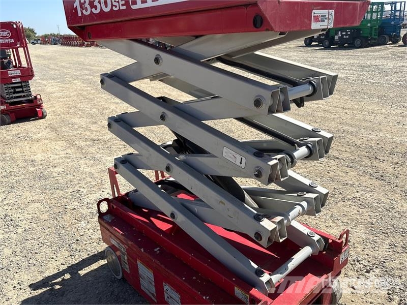 MEC 1330SE Electric Scissor Lift Saksilavat