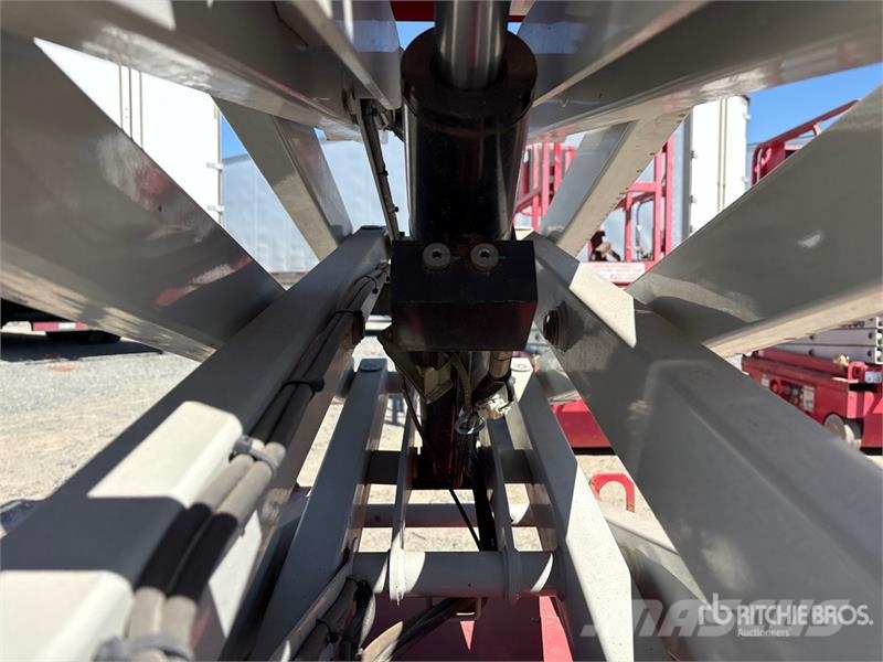 MEC 1330SE Electric Scissor Lift Škarjaste dvižne ploščadi