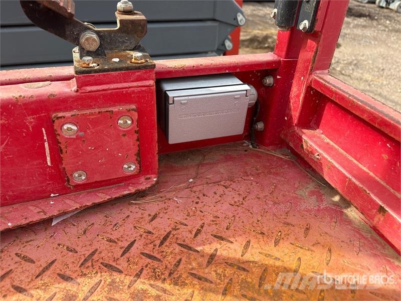 MEC 1330SE Electric Scissor Lift Saxlifte
