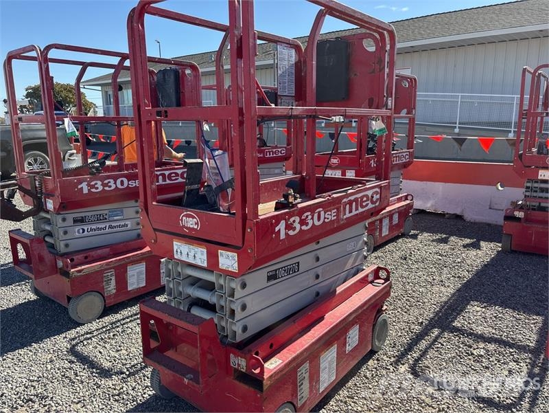 MEC 1330SE Electric Scissor Lift Plataformas tijera