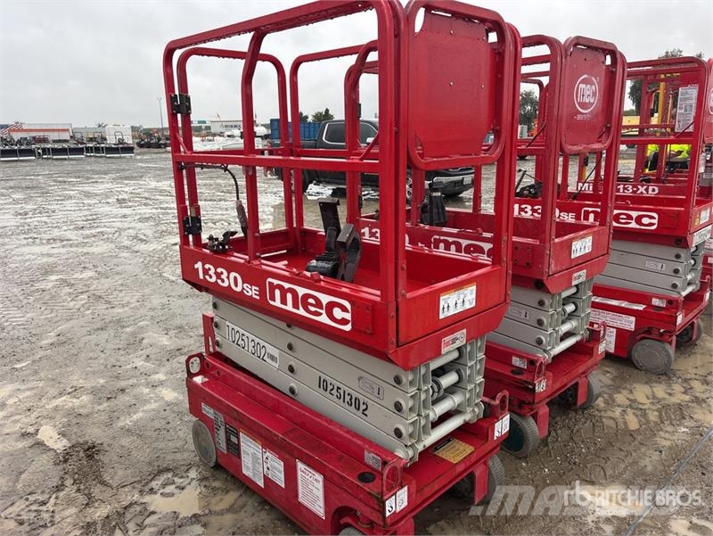 MEC 1330SE Electric Scissor Lift Plataformas tijera