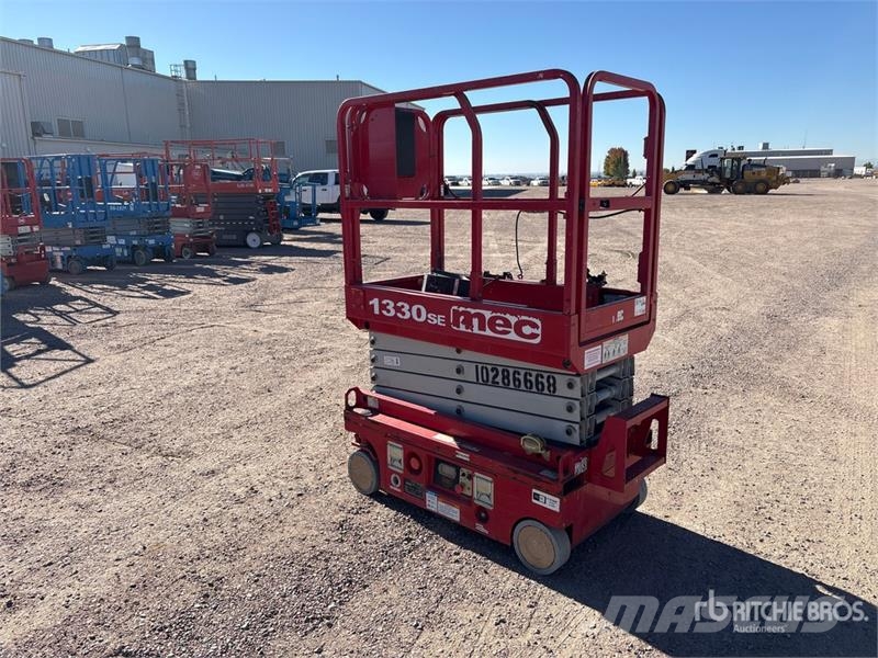 MEC 1330SE Electric Scissor Lift Scissor lifts