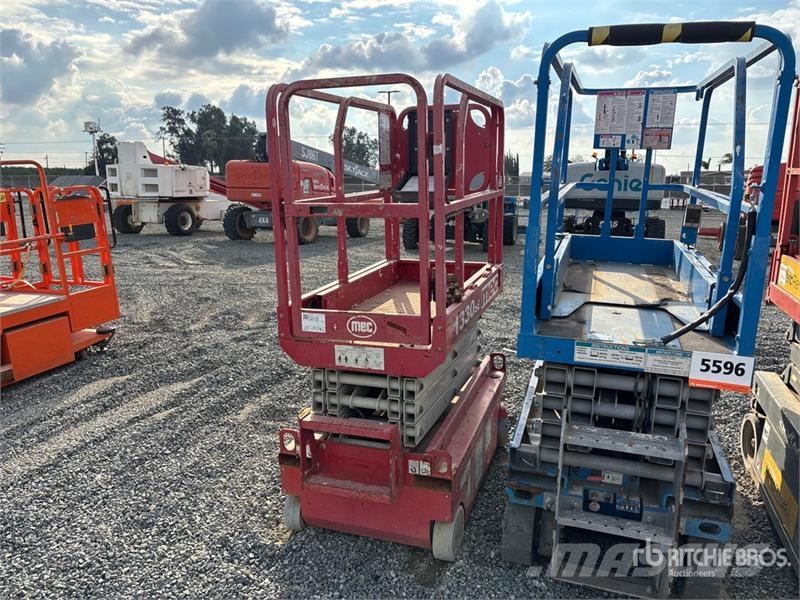 MEC 1330SE Electric Scissor Lift Scheren-Arbeitsbühnen