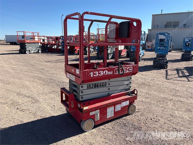 MEC 1330SE Electric Scissor Lift Scissor lifts