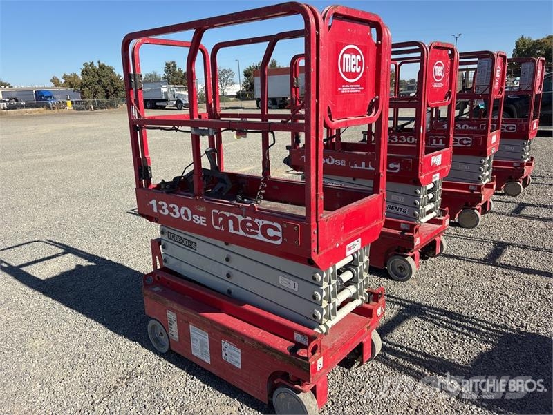 MEC 1330SE Electric Scissor Lift Plataformas tijera