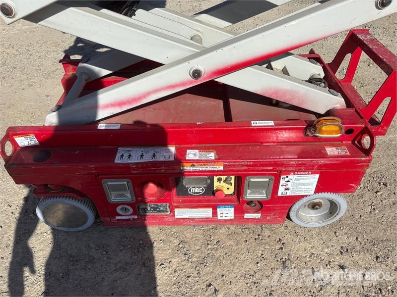 MEC 1330SE Electric Scissor Lift Podnośniki nożycowe