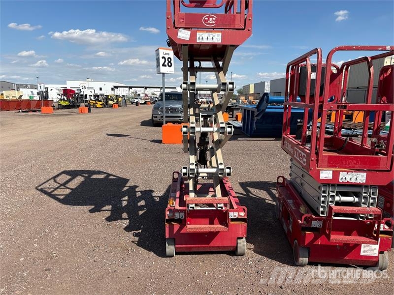 MEC 1330SE Electric Scissor Lift Saksilavat