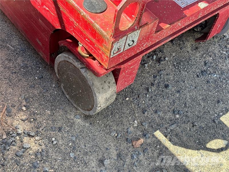 MEC 1330SE Electric Scissor Lift Škarjaste dvižne ploščadi