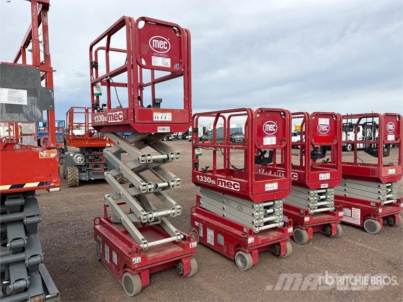MEC 1330SE Electric Scissor Lift Saxlifte