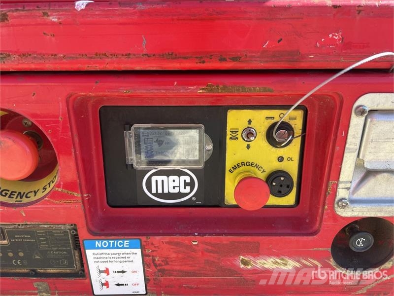 MEC 1330SE Electric Scissor Lift Elevadores de tesoura