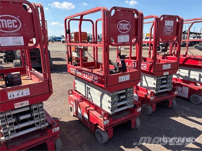 MEC 1330SE Electric Scissor Lift Saksilavat