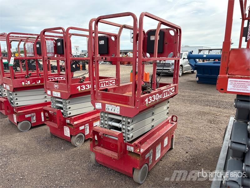 MEC 1330SE Electric Scissor Lift Saxlifte