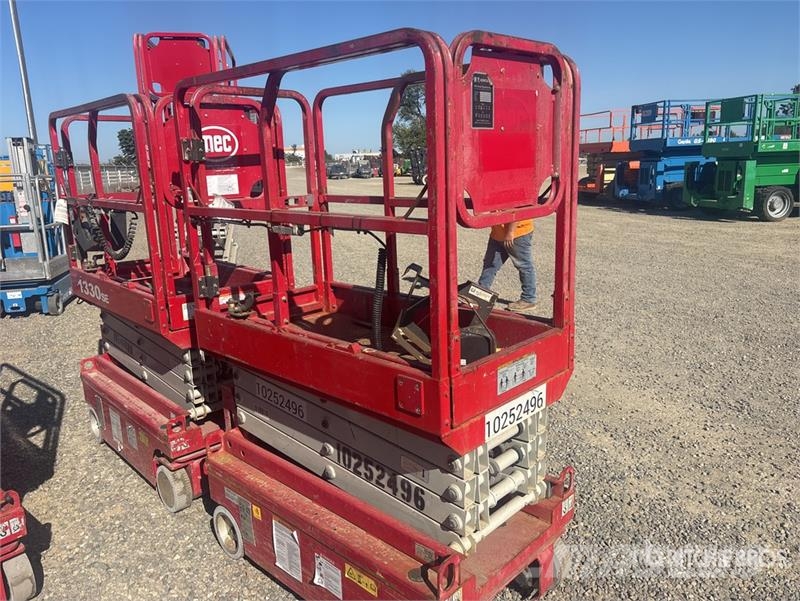 MEC 1330SE Electric Scissor Lift 가위형 리프트