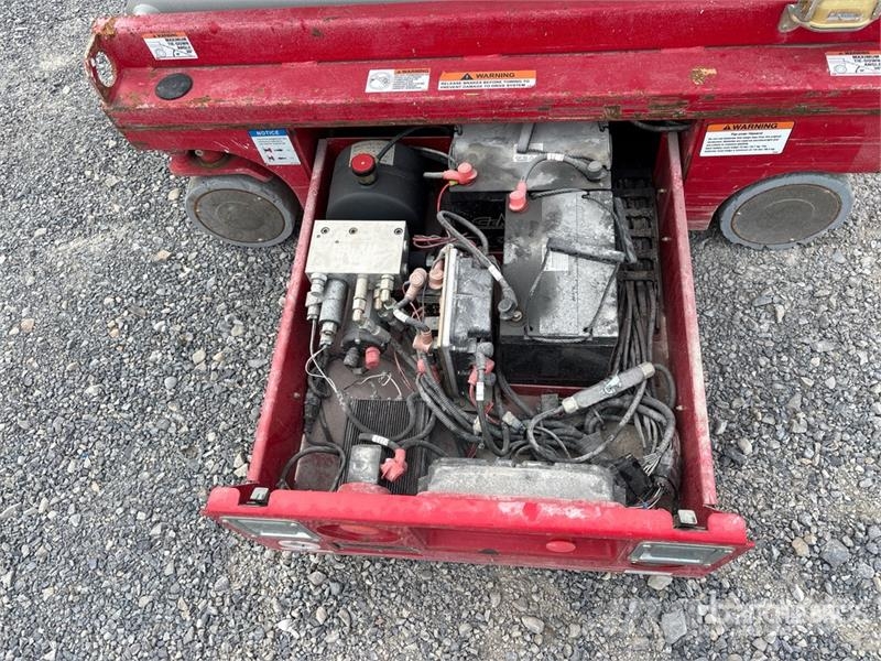 MEC 1330SE Electric Scissor Lift Plataformas tijera