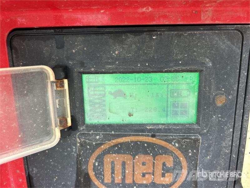 MEC 1330SE Electric Scissor Lift Plataformas tijera