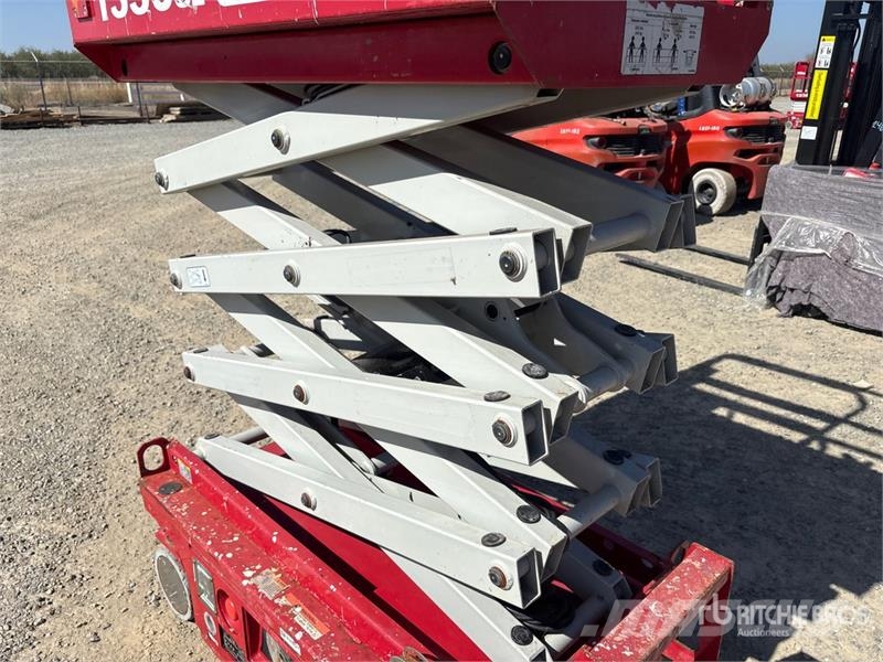 MEC 1330SE Electric Scissor Lift Saksilavat