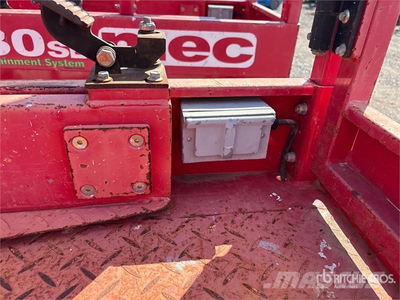 MEC 1330SE Electric Scissor Lift Saksilavat