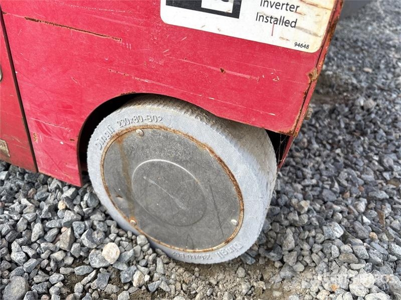 MEC 1330SE Electric Scissor Lift Scheren-Arbeitsbühnen