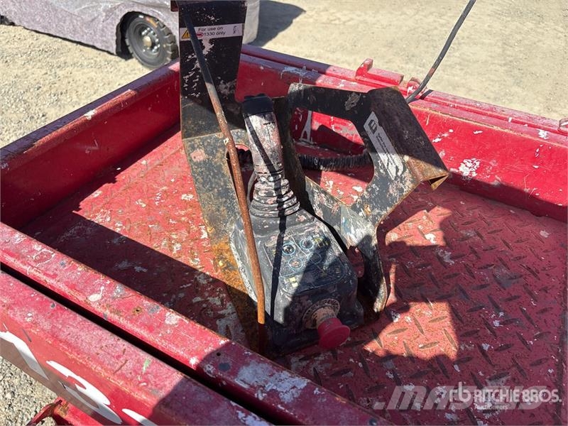 MEC 1330SE Electric Scissor Lift Saksilavat
