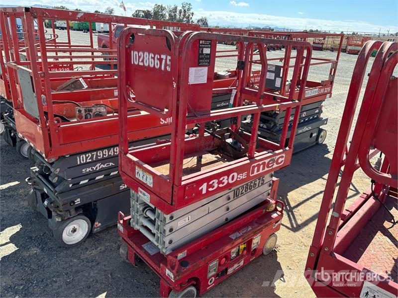 MEC 1330SE Electric Scissor Lift Škarjaste dvižne ploščadi