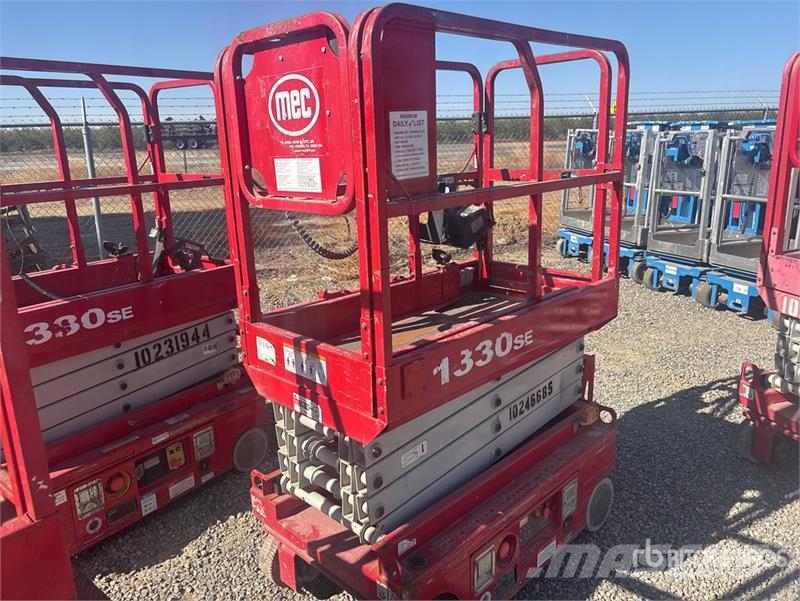 MEC 1330SE Electric Scissor Lift Šķerveida pacēlāji