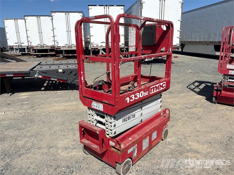 MEC 1330SE Electric Scissor Lift Škarjaste dvižne ploščadi